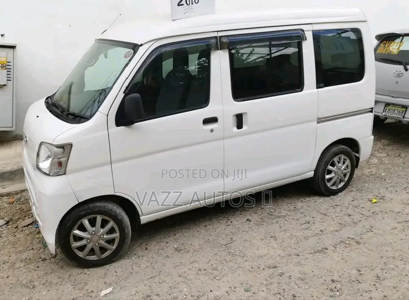 New Daihatsu Hijet 2016 White
