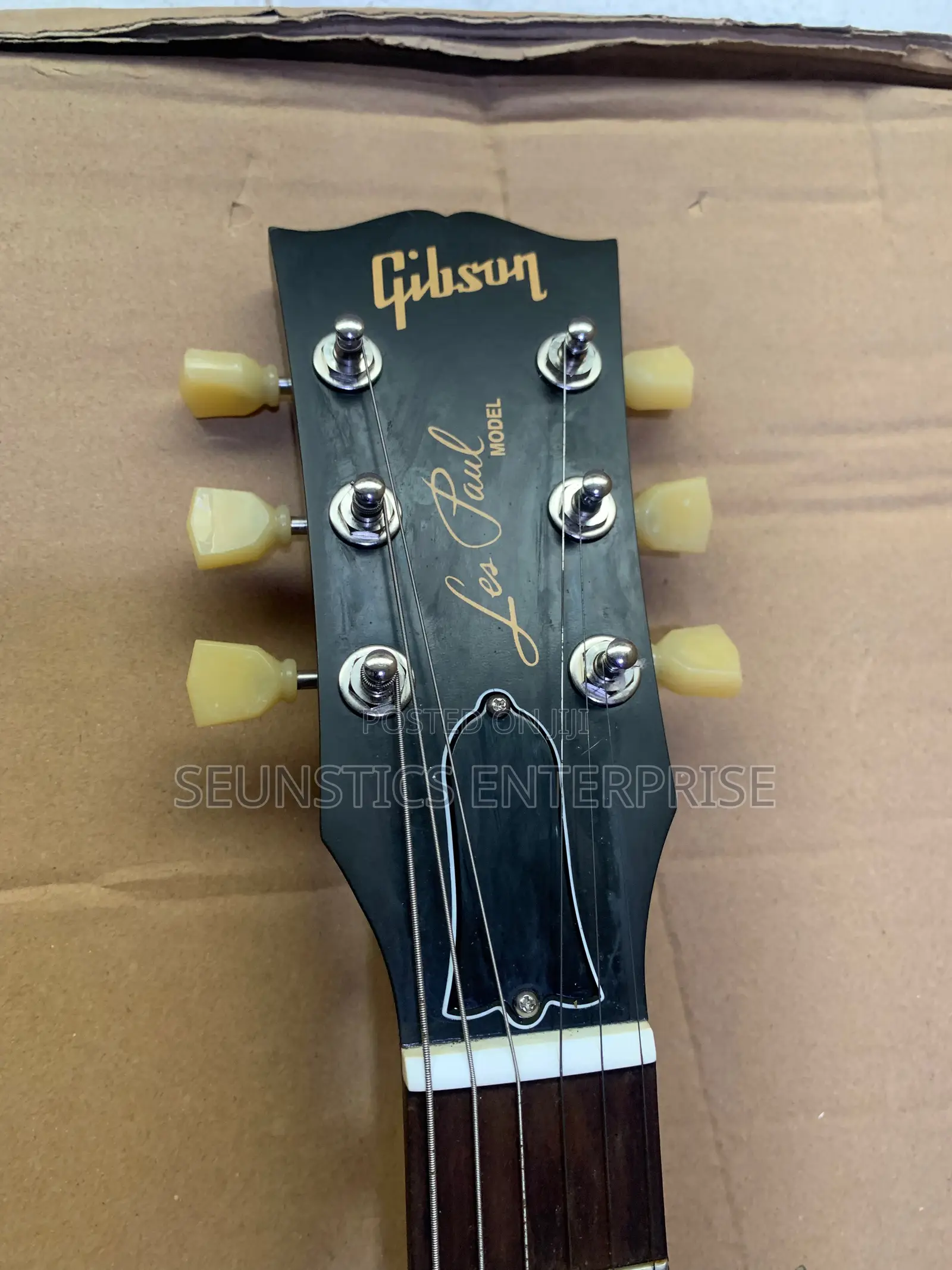 Quality Gibson 2012 Les Paul Studio 50’S Guitar