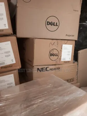 4200 Dell DLP Projector 1080p
