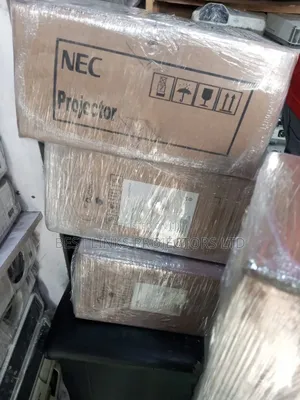 4000 Lumens Nec Projector