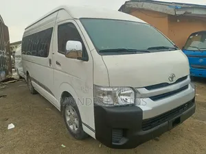 Toyota Grand HiAce 2017 White