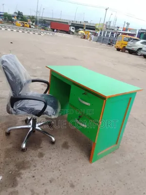 HDF Office Table With Swivel Chair