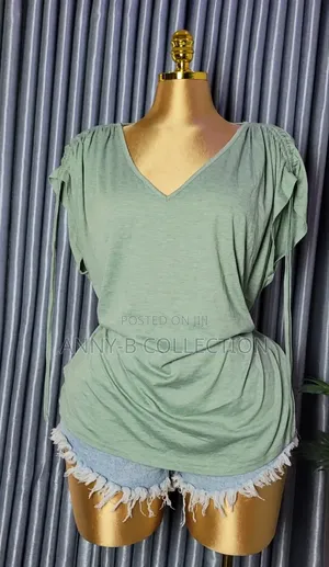 Photo - Plussize Women Thrift Tops Blouse