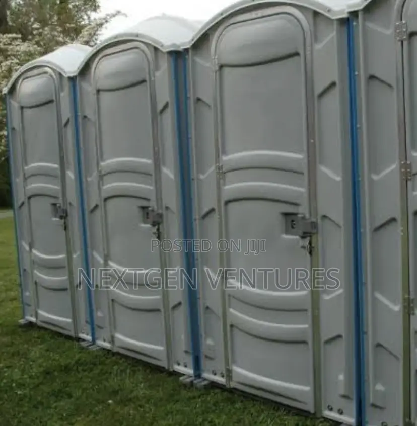 Mobile Toilet for Warehouse Store Rent