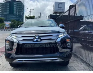 New Mitsubishi Montero Sport 2023 Black