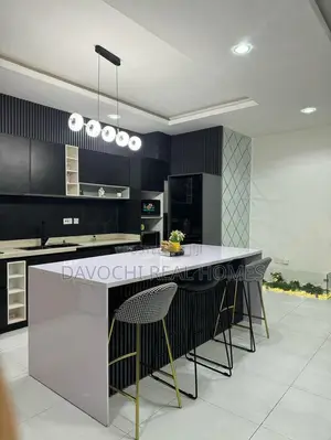 2bdrm Duplex in Chevron for rent