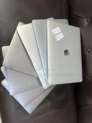 Laptop Apple MacBook Pro 2017 8GB Intel Core I5 SSD 256GB
