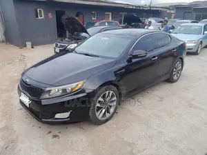 Kia Optima SXL Turbo Sedan FWD (2.0L 4cyl 6A) 2016 Black