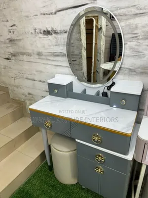 Strongly Built Dressing Table and Mirror With Led Lights