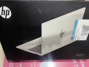 New Laptop HP Envy 14 8GB Intel Core I5 SSD 512GB