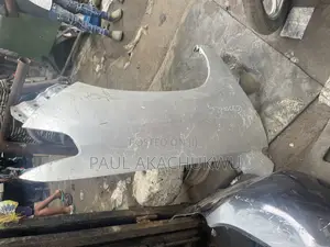 Toyota Land Cruiser 08/015 Fender ( Body Spare Parts)