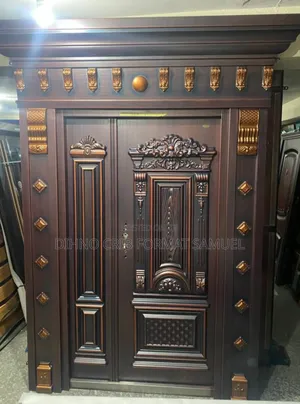 Photo - Quality High Grade 5ft Cooper Cast Doors
