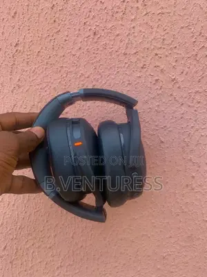 Skullcandy Headset