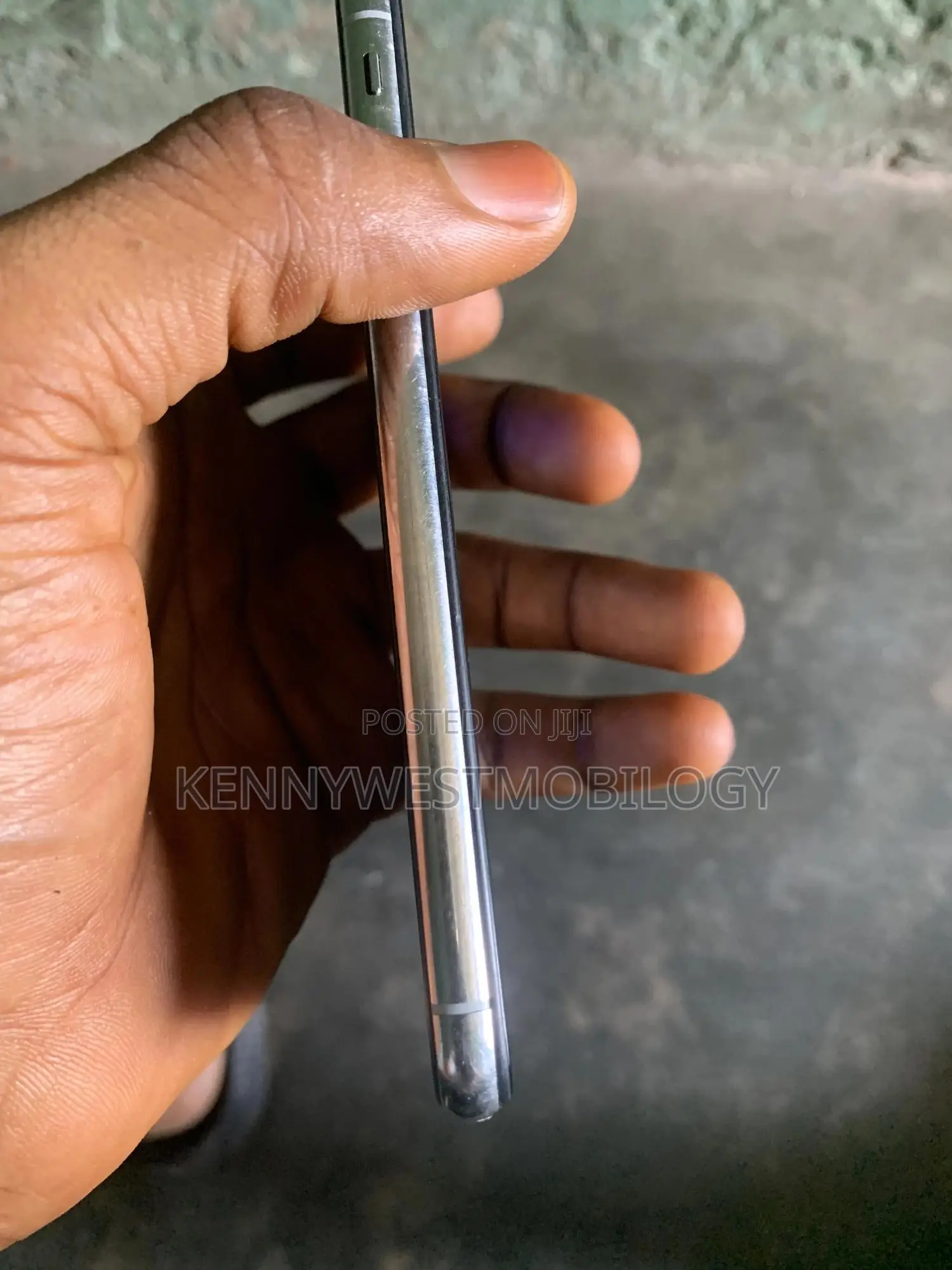 Apple iPhone X 64 GB Black