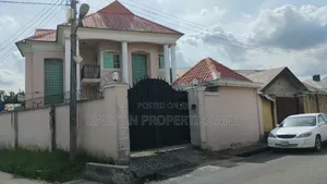 5bdrm Duplex in Osongama Estate Uyo for sale