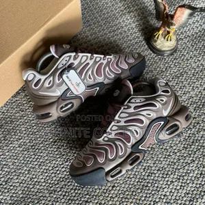 Nike Top Quality Luxury Sneakers