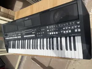 Yamaha PSR-Sx600 Keyboard