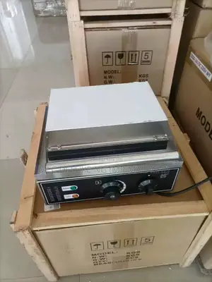 6 Big Size Molds Electric Donut Baker / Donut Baking Machine
