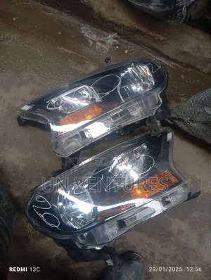 Head Light Ford Ranger 2018