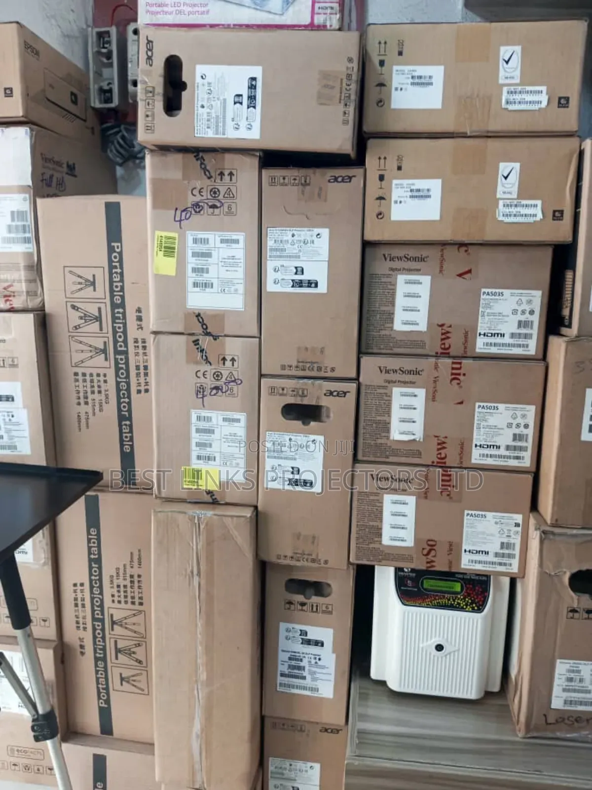 4000 Lumens Optoma Projector Available