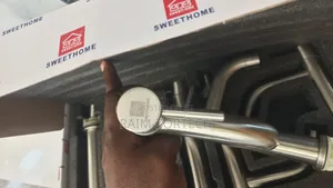 Sweethome Cobra Neck Basin Tap