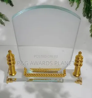 Photo - Executive Crystal Award Pg00028