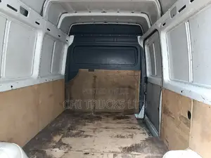 Mercedes-Benz Sprinter 2010 White