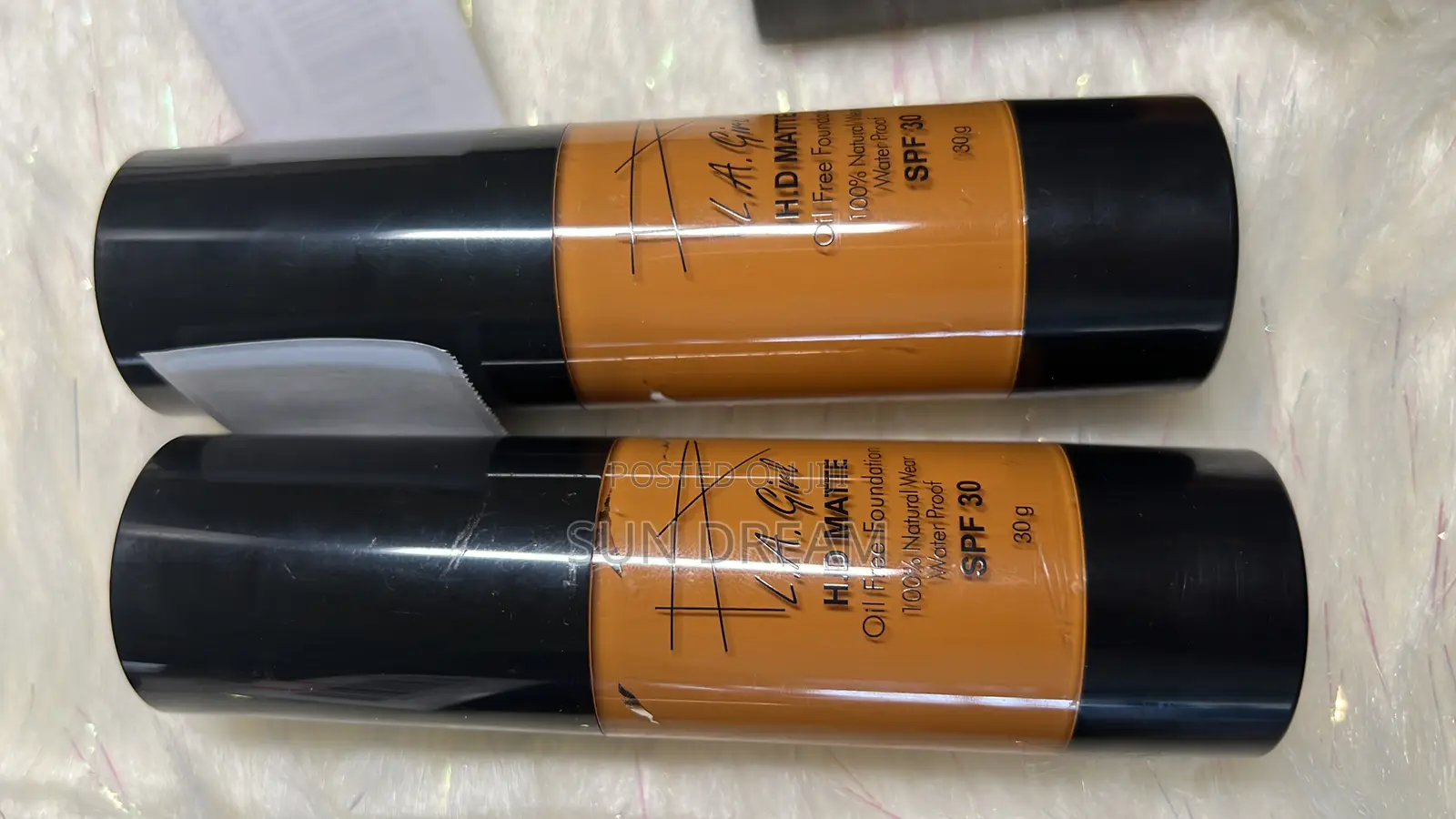 La Girl Make-Up Foundation Water-Proof Foundation