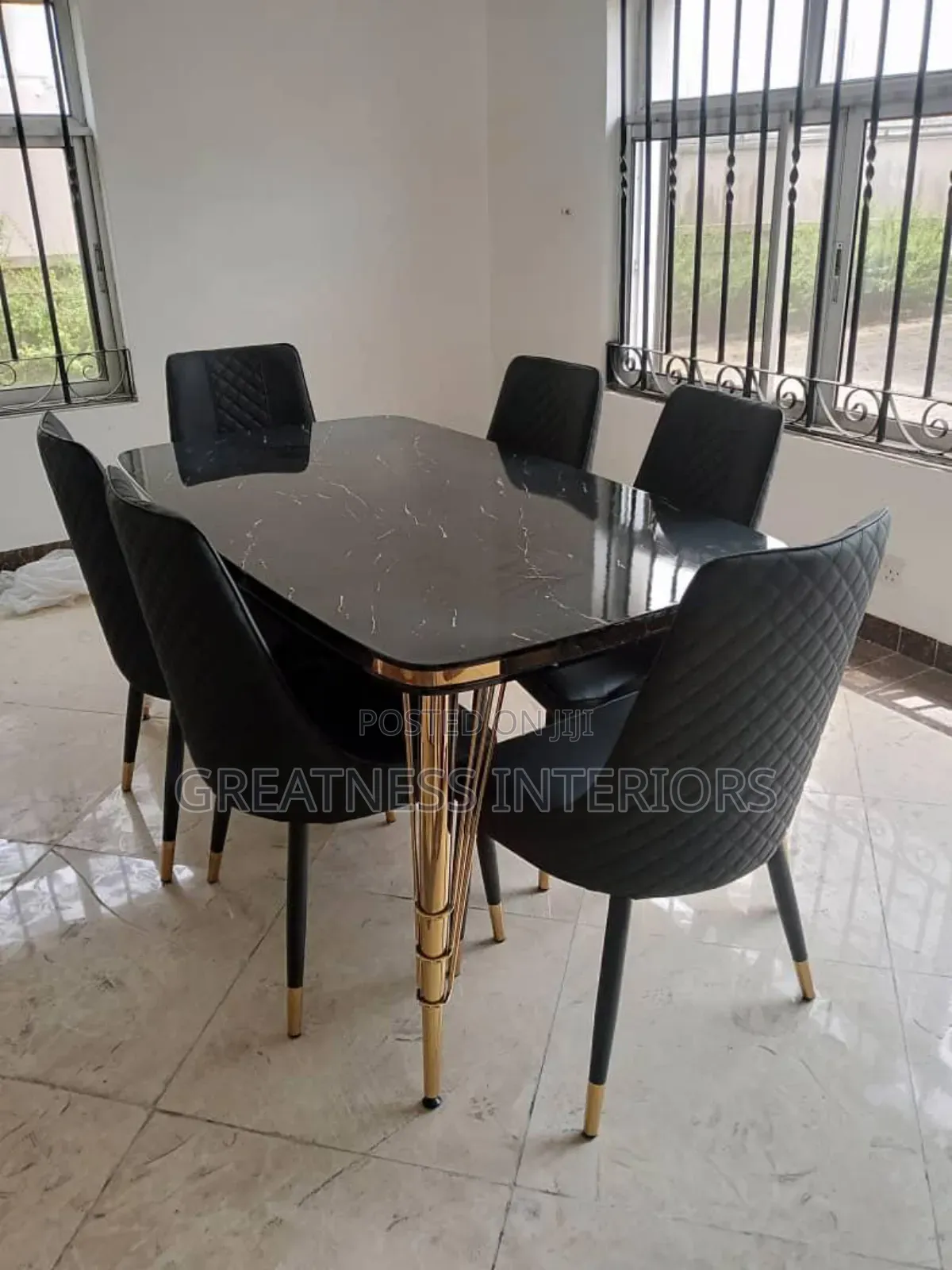 Family Quality Dining Table Set by 6