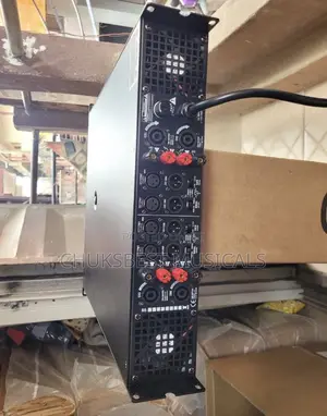 4 Channels Amplifier Rs6500 Rock Sound
