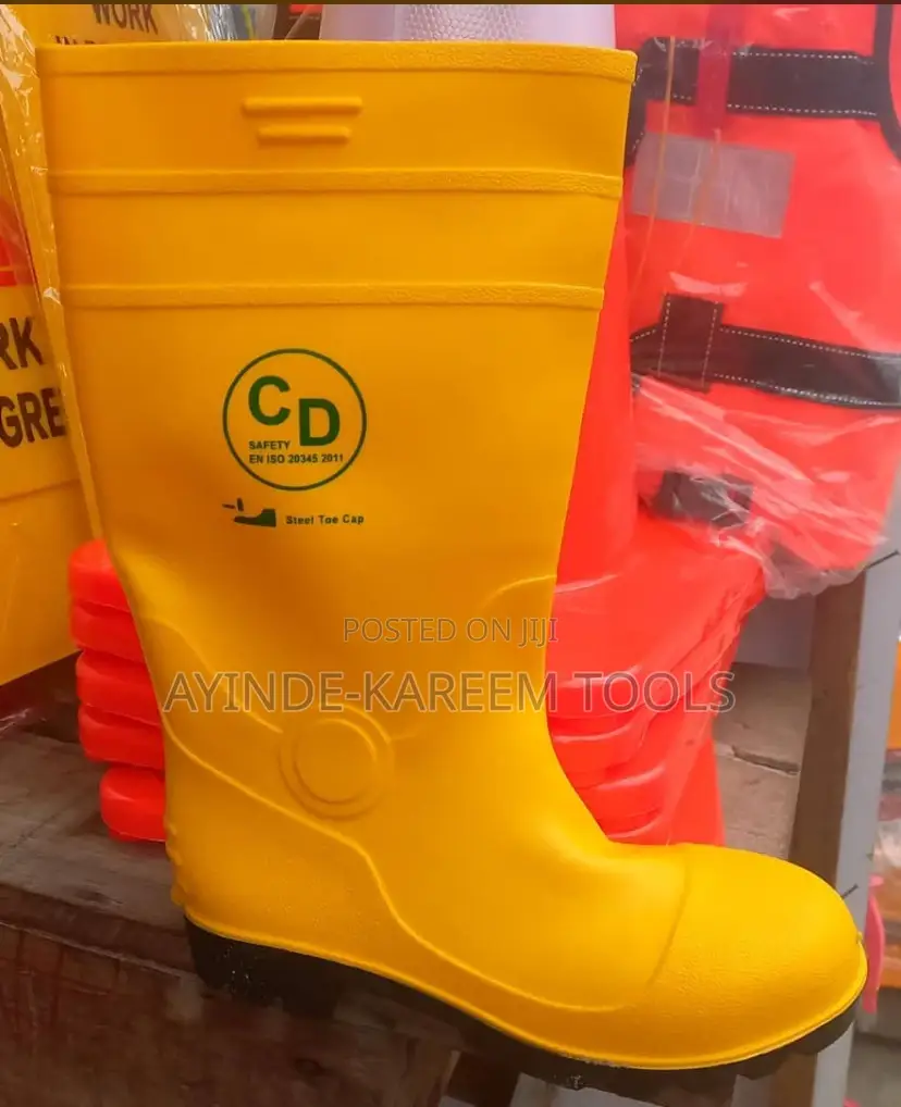 Safety Rainboot With Hard Tip Toe