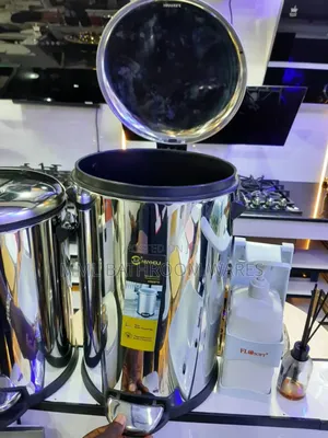 Modern Design Foot Pedal Waste Bins