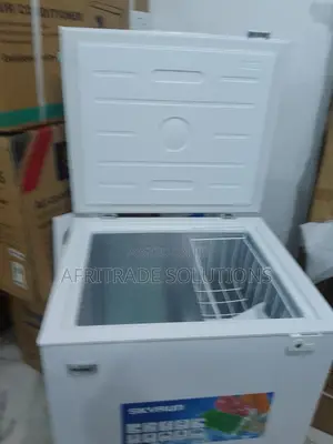 New Skyrun 142litres White Colur Chest Freezer