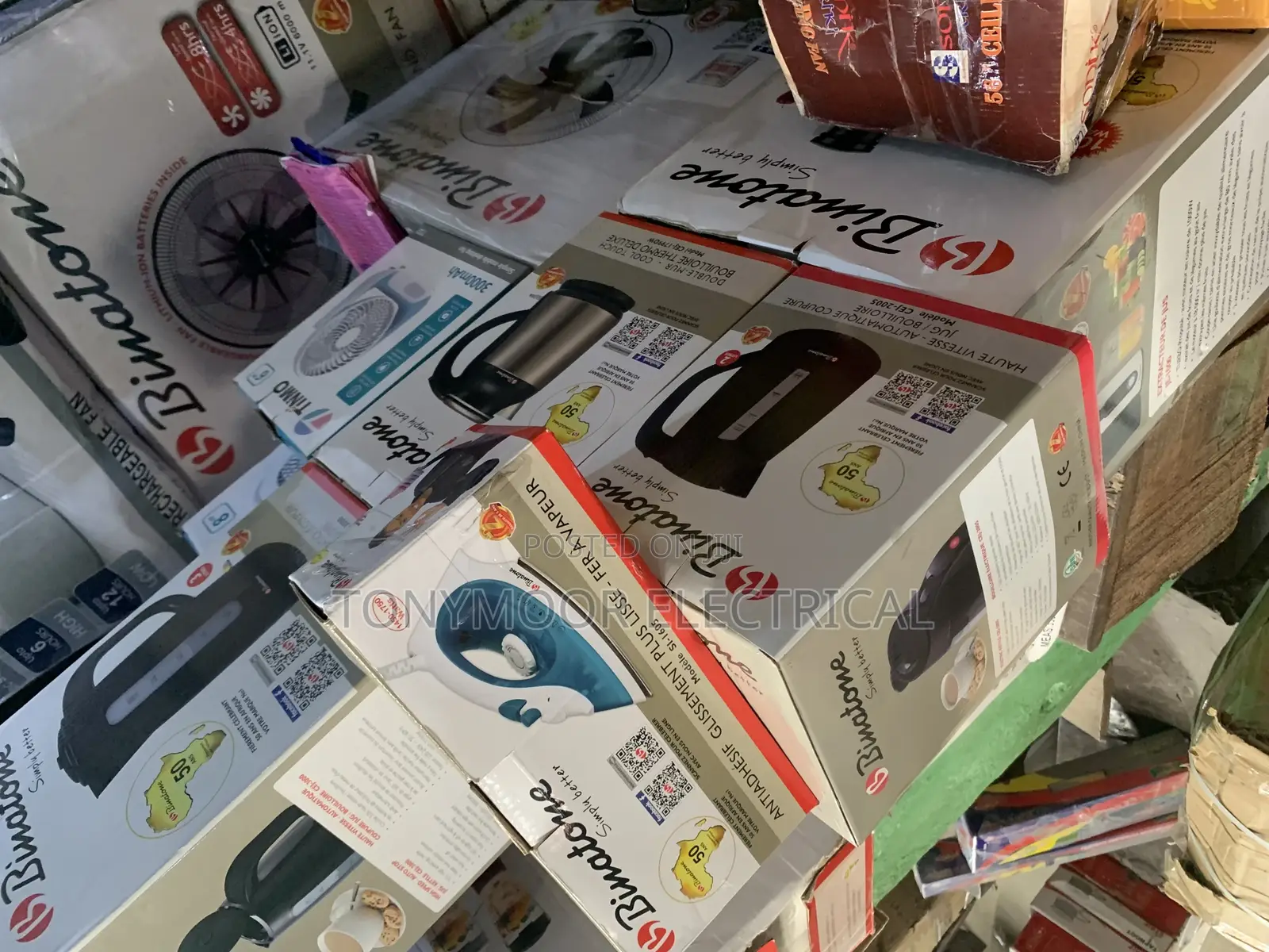 Bin-Atone Steam Iron
