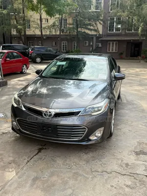 Toyota Avalon Limited 4dr Sedan (3.5L 6cyl 6A) 2015 Burgundy
