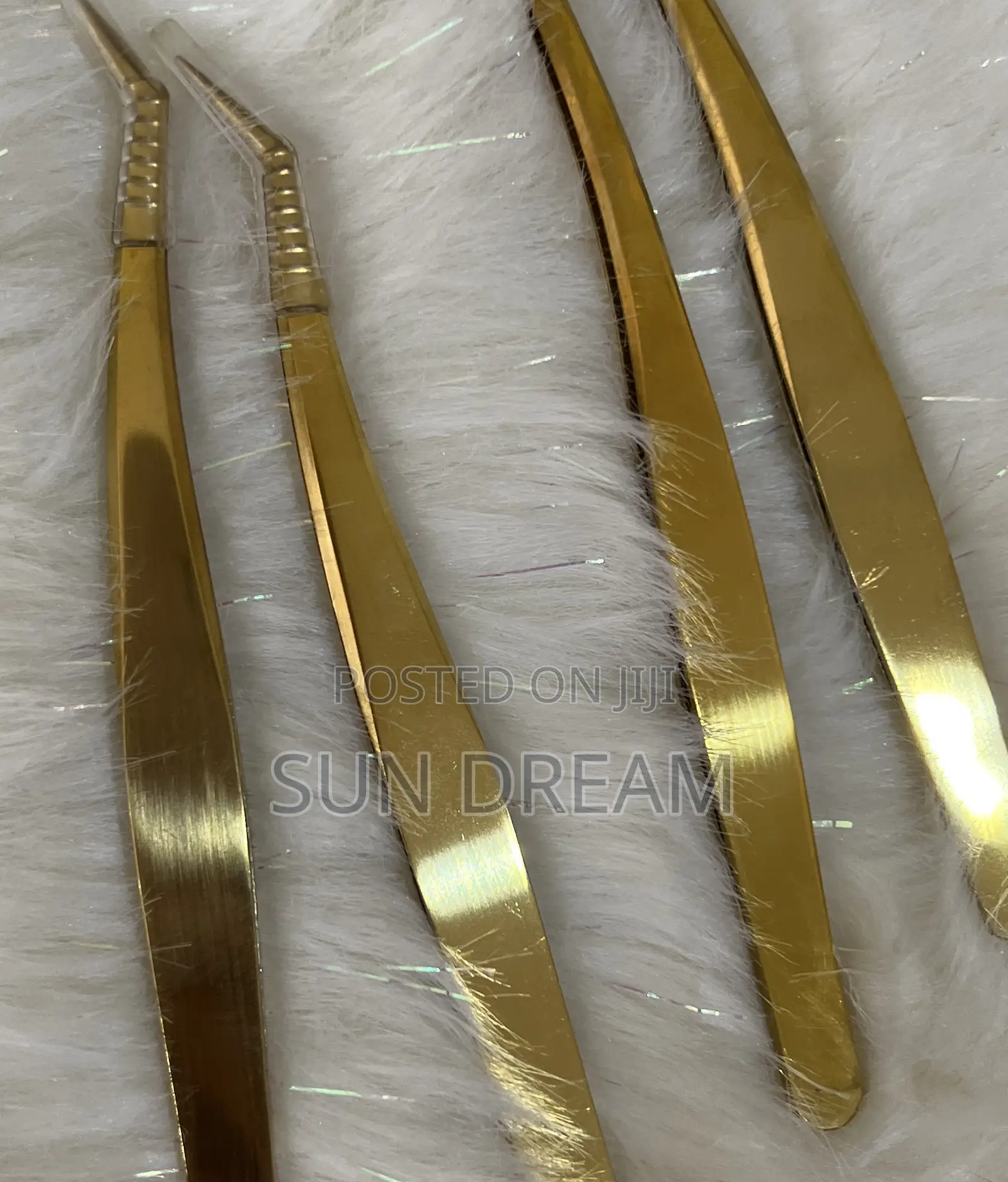 Eyelash Tweezers
