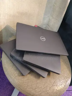 Laptop Dell Latitude 7410 16GB Intel Core I7 SSD 512GB