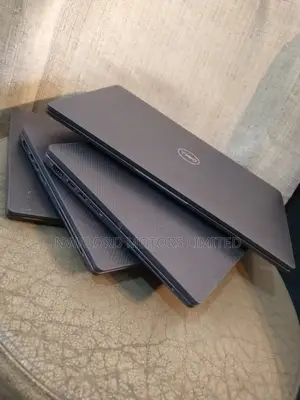 Laptop Dell Latitude 7410 16GB Intel Core I7 SSD 512GB