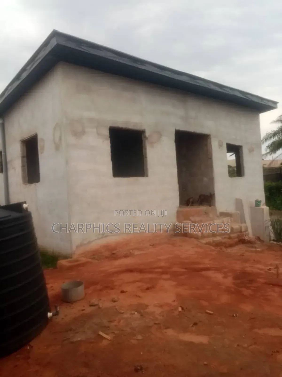 3bdrm Bungalow in Aniocha South for sale