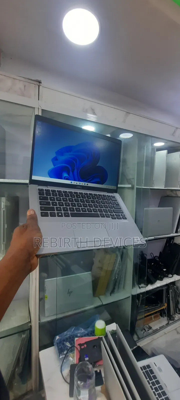Laptop Dell Latitude 5310 8GB Intel Core i5 SSD 256GB