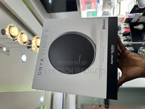 Onyx Studio 9