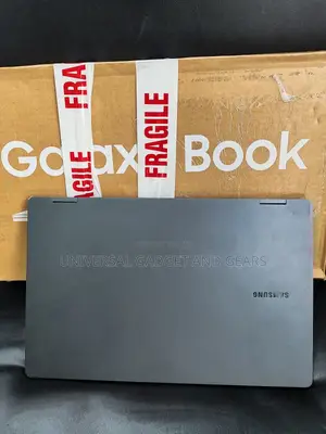 Laptop Samsung Galaxy Book3 360 15 NP750QFG 8GB Intel Core i5 SSD 256GB