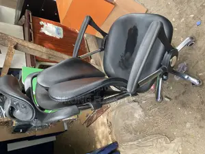 Tokunbo Ergonomic Chair