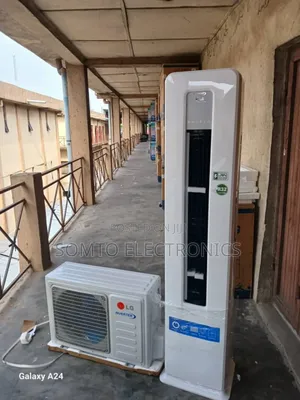 Photo - 2turns Lg Inverter Air Condition With 3years Warranty