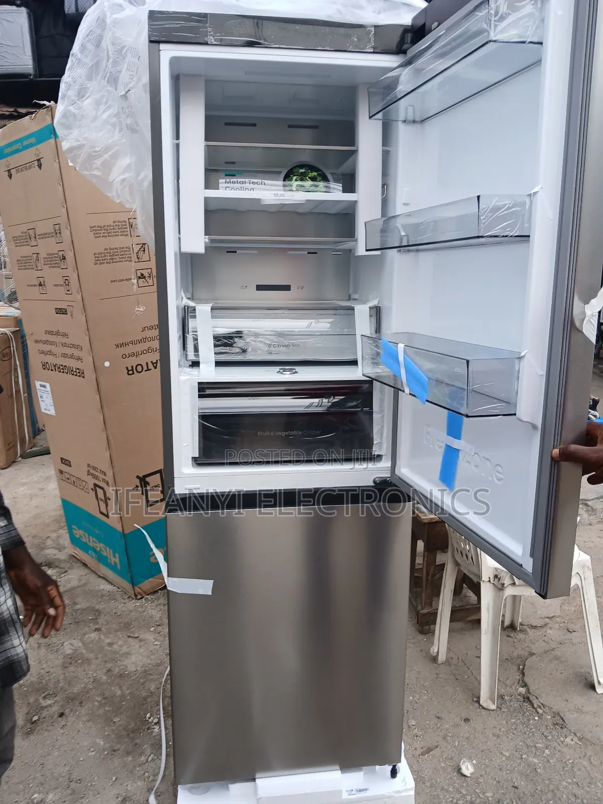 Hisense Refrigerator Ref 370wr