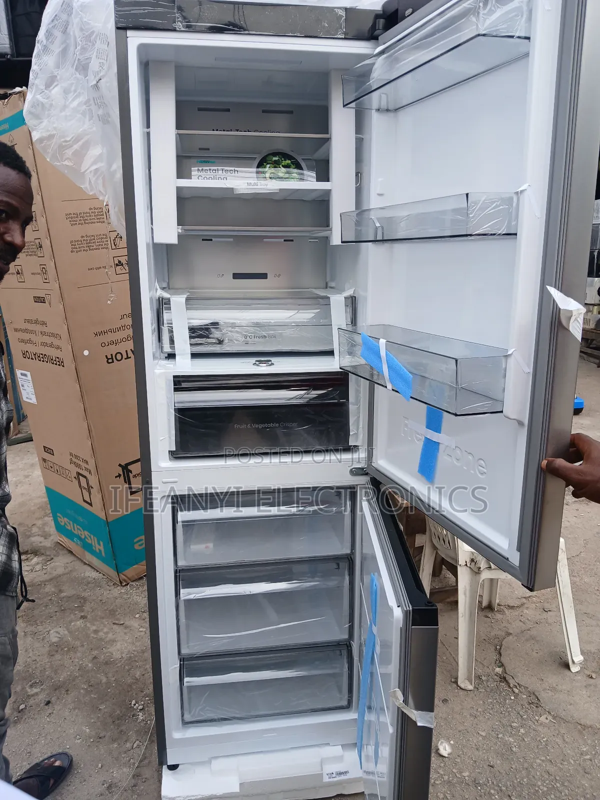 Hisense Refrigerator Ref 370wr