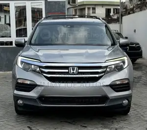 Photo - Honda Pilot 2016 Silver