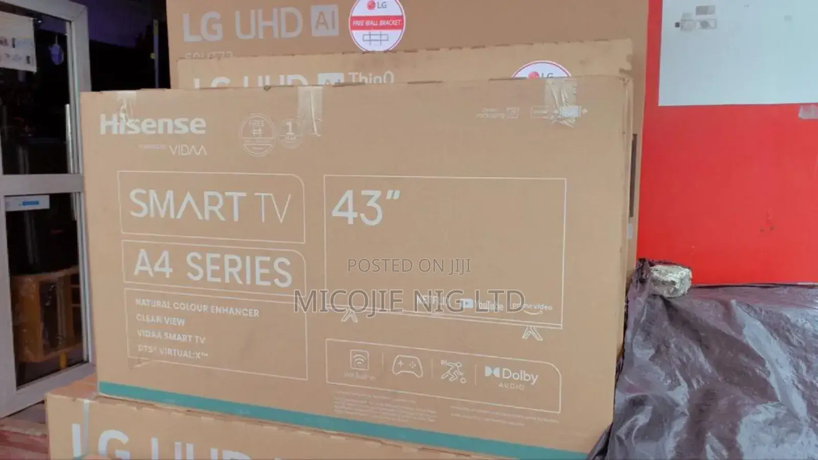 Hisense 43inchs Smart TV