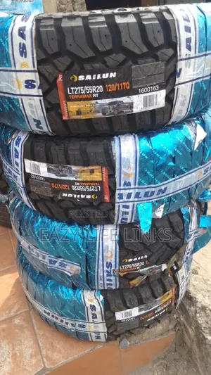 Lt275/55r20 Off-Road Tire for Toyota Tundra and F150