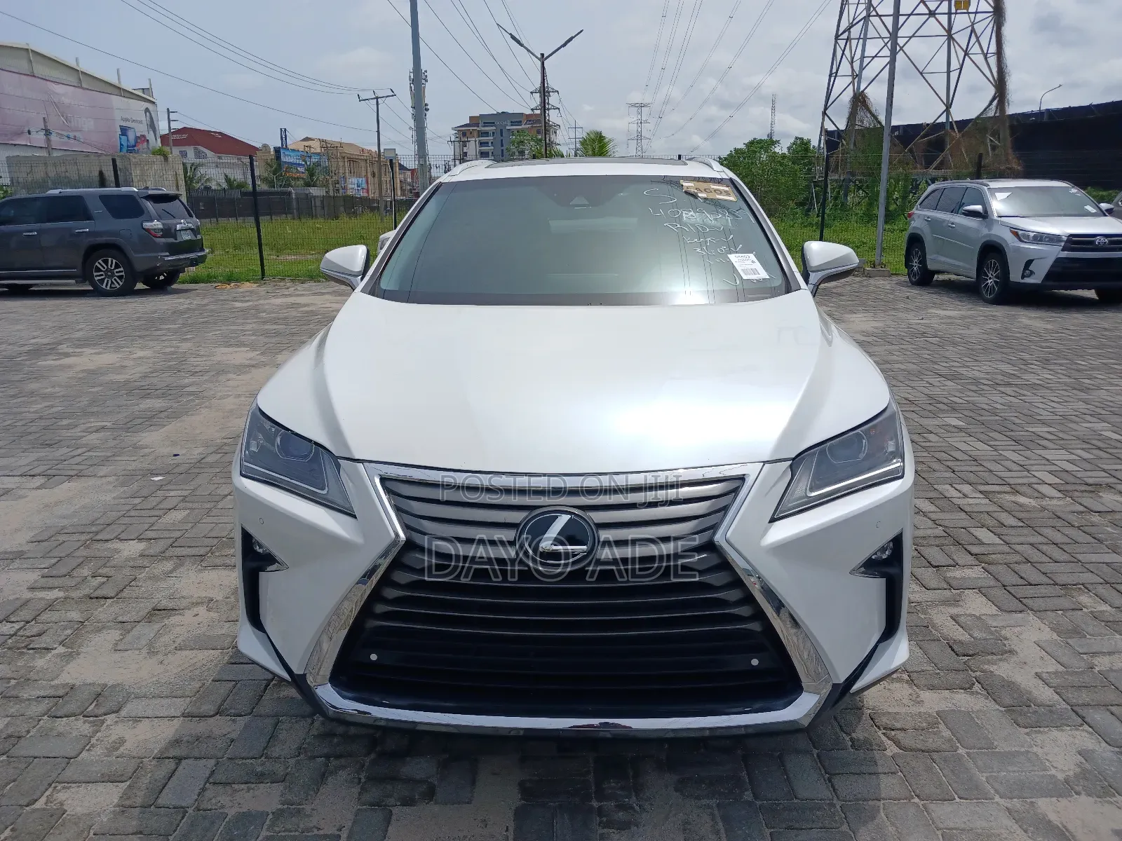 Lexus RX 350 FWD 2017 White